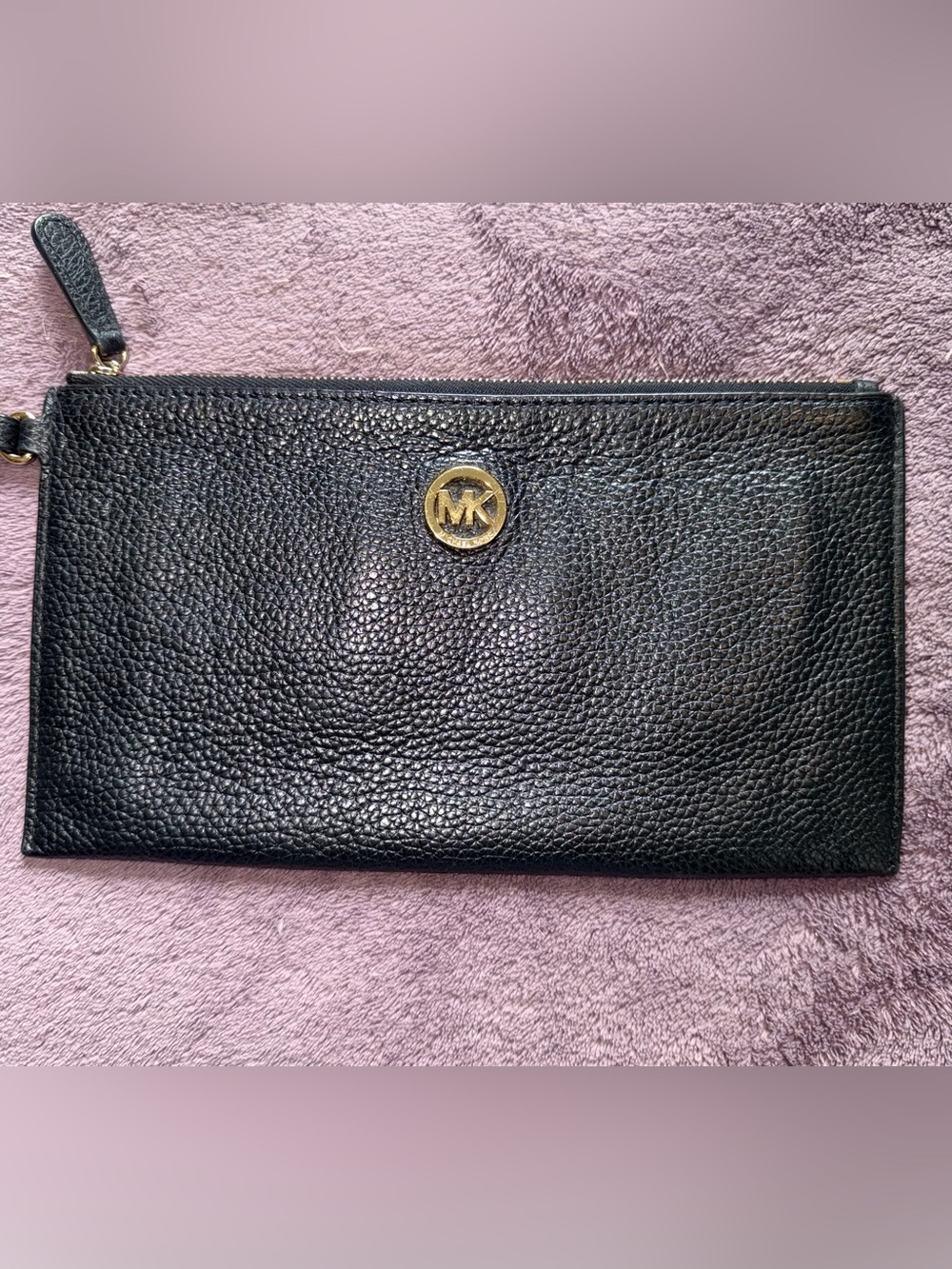 Michael Kors 🖤 Black Pebbled Leather Wristlet with Gold MK Emblem